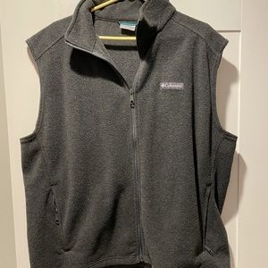 Gray Columbia vest. Size XL